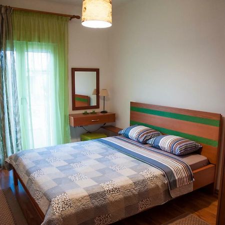 Two Bedroom Apartment Солун Екстериор снимка