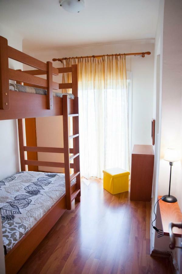 Two Bedroom Apartment Солун Екстериор снимка