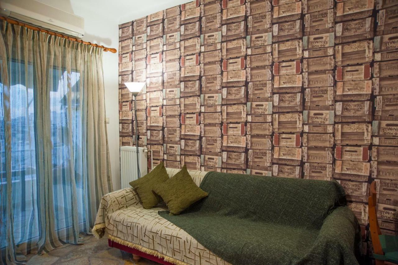 Two Bedroom Apartment Солун Екстериор снимка